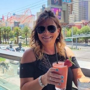 Meet your Posher, Carolyn